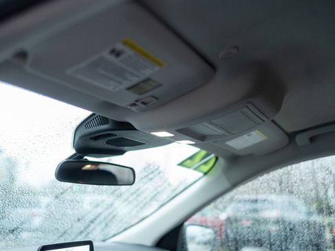 Used 2022 Ford Escape SEL image 30