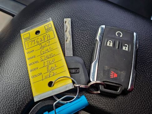 Used 2017 GMC Sierra 3500 Denali w/ Duramax Plus Package image 39