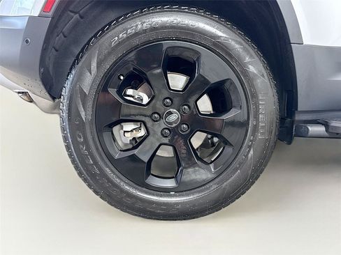 Used 2024 Land Rover Defender 110 S AWD/4WD image 35