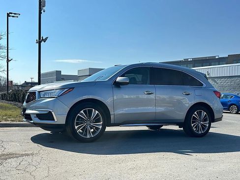Used 2017 Acura MDX SH-AWD w/ Technology Package image 4