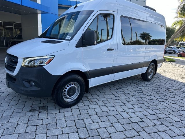 Used 2023 Mercedes-Benz Sprinter 2500 image 21