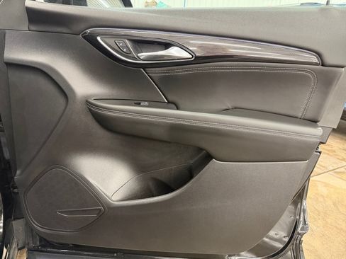 Used 2023 Buick Envision Essence w/ Sport Touring Package AWD/4WD image 25