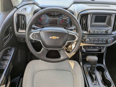 Used 2017 Chevrolet Colorado W/T w/ WT Convenience Package image 17