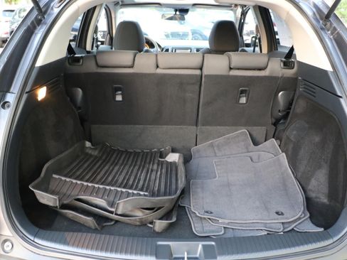 Used 2022 Honda HR-V EX image 10