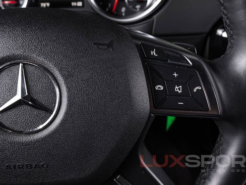 Used 2016 Mercedes-Benz G 63 AMG 4MATIC image 31