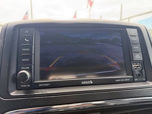 Used 2018 Dodge Grand Caravan GT FWD image 13