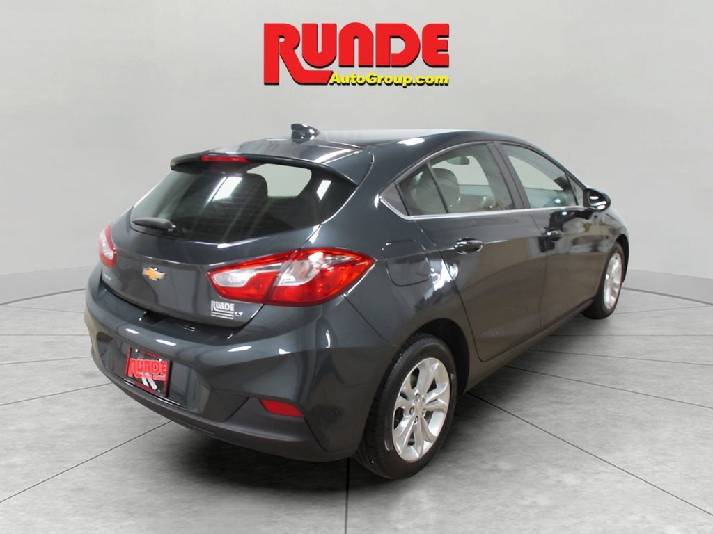Used 2019 Chevrolet Cruze LT FWD image 5