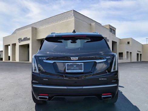 Certified 2024 Cadillac XT5 Sportv w/ Technology Package image 5