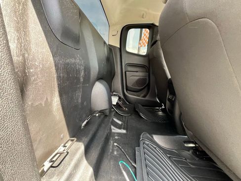 Used 2020 Chevrolet Colorado LT w/ Safety Package AWD/4WD image 22