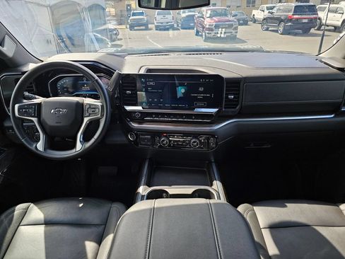 Used 2025 Chevrolet Silverado 3500 LT w/ Trail Boss Package AWD/4WD image 18