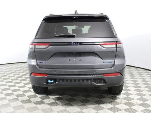 Used 2022 Jeep Grand Cherokee Trailhawk w/ Advanced Protech Group II AWD/4WD image 46