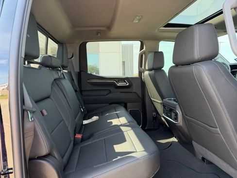Used 2026 GMC Sierra 1500 SLT RWD image 12
