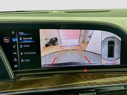 Used 2021 Cadillac Escalade Premium Luxury Platinum image 13