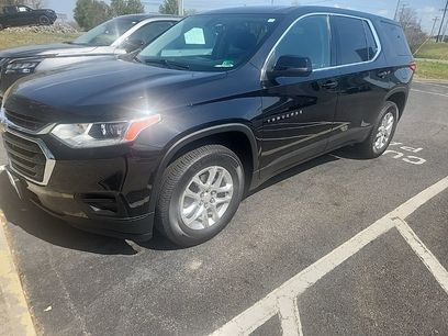 Used 2021 Chevrolet Traverse LS