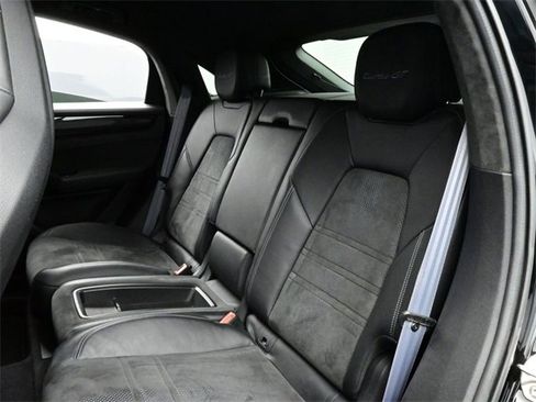 Used 2022 Porsche Cayenne Turbo GT image 14