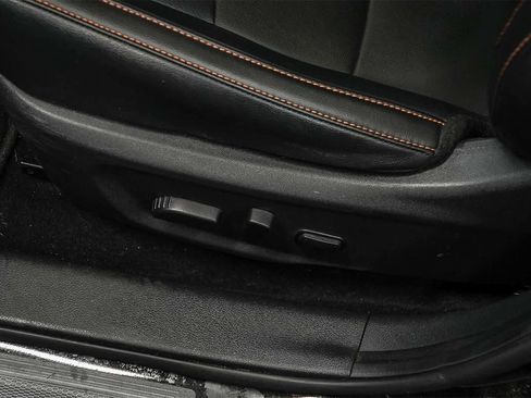 Used 2023 Nissan Sentra SR w/ SR Premium Package image 21