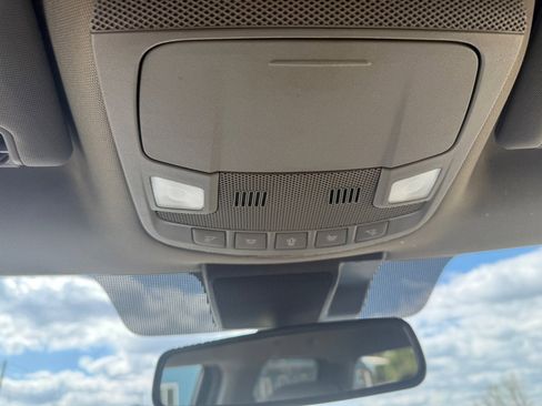 Used 2019 Ford F150 XLT w/ Equipment Group 302A Luxury AWD/4WD image 27