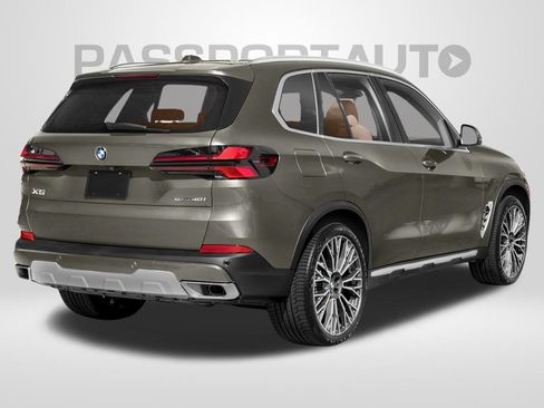 Used 2024 BMW X5 xDrive40i w/ Premium Package AWD/4WD image 2