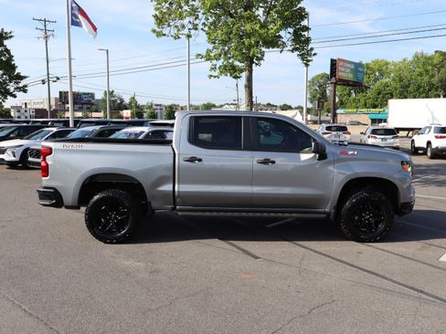 Used 2025 Chevrolet Silverado 1500 Custom Trail Boss AWD/4WD image 11