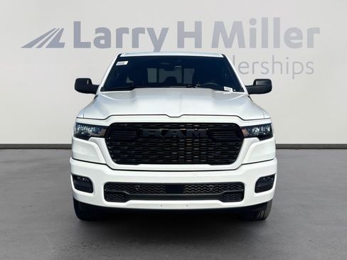 New 2026 RAM 1500 Express image 9