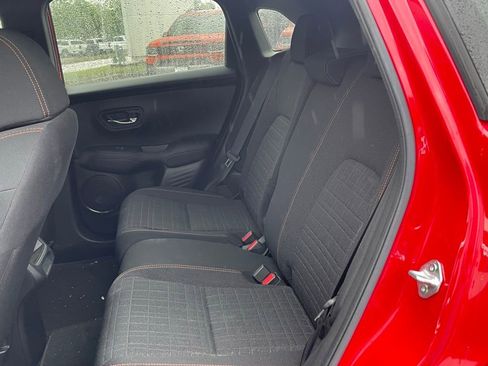 Used 2023 Honda HR-V Sport image 10