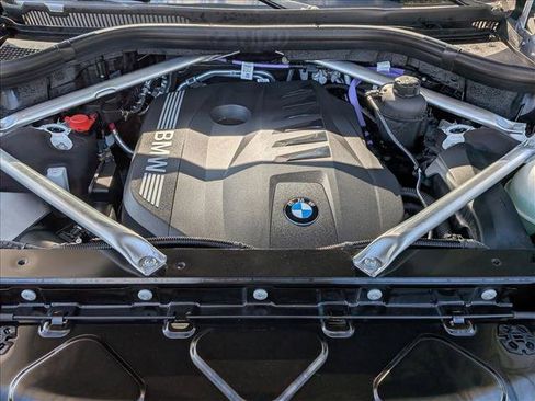 Certified 2026 BMW X7 xDrive40i w/ Premium Package AWD/4WD image 27