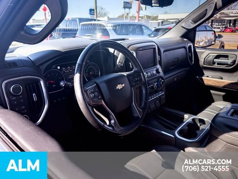Used 2019 Chevrolet Silverado 1500 High Country image 11