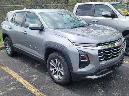 Used 2026 Chevrolet Equinox LT w/ Convenience Package II image 8