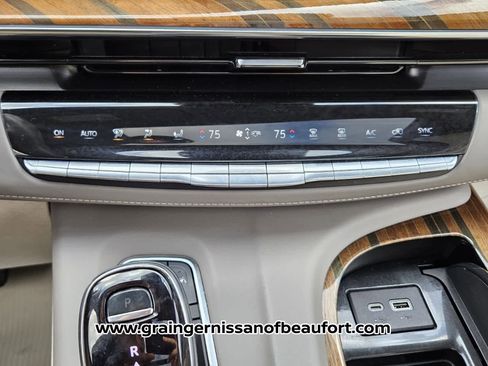 Used 2021 Cadillac Escalade ESV Sport Platinum w/ Heavy-Duty Trailer Package image 10