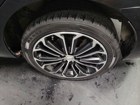 Used 2016 Toyota Corolla S FWD image 10