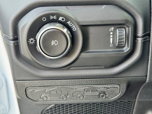 New 2026 Jeep Wrangler Unlimited Rubicon AWD/4WD image 23