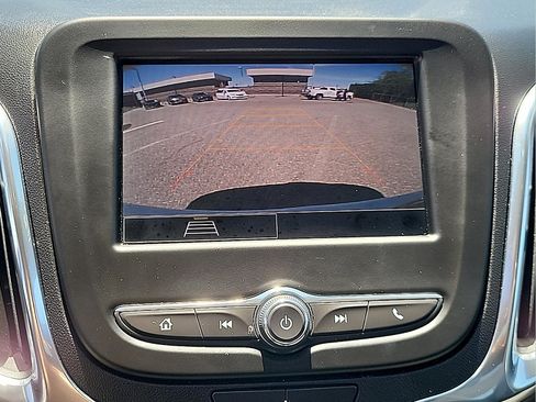 Used 2024 Chevrolet Equinox LT AWD/4WD image 22