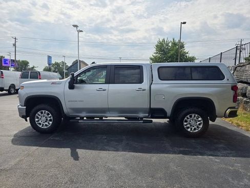 Used 2020 Chevrolet Silverado 2500 LT w/ All Star Edition AWD/4WD image 7