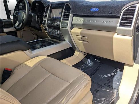 Used 2021 Ford F250 Lariat w/ Lariat Ultimate Package image 22
