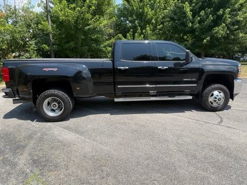Used 2015 Chevrolet Silverado 3500 LTZ w/ Duramax Plus Package AWD/4WD image 2