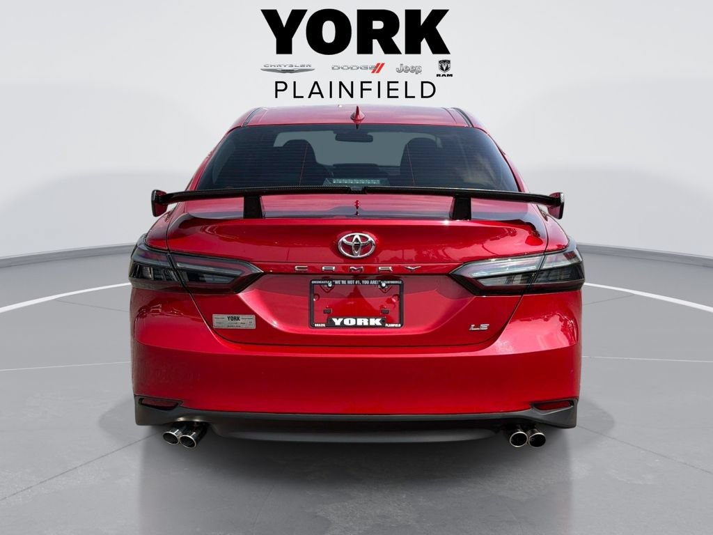 Used 2024 Toyota Camry LE FWD image 6