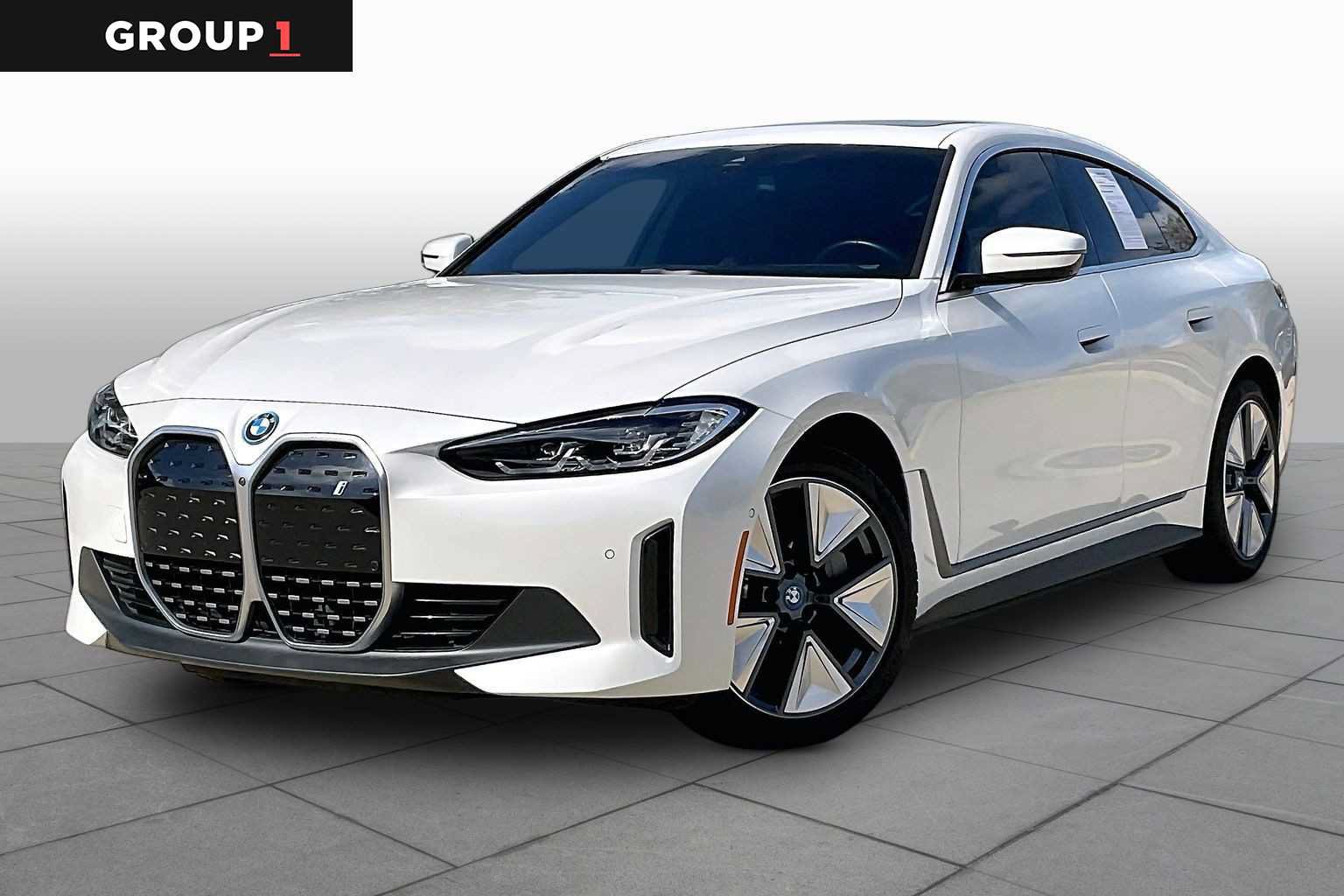 Used 2024 BMW i4 eDrive35 w/ Convenience Package RWD image 1
