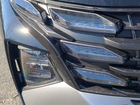 Certified 2025 Hyundai Tucson SEL image 9