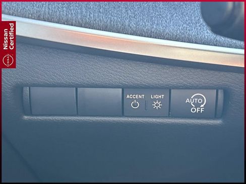 Certified 2025 Nissan Kicks SV w/ SV Premium Package FWD image 31