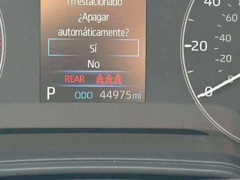 Used 2025 Toyota Corolla LE w/ Convenience Package FWD image 28