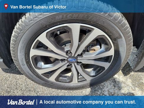 Used 2019 Subaru Forester Limited AWD/4WD image 9
