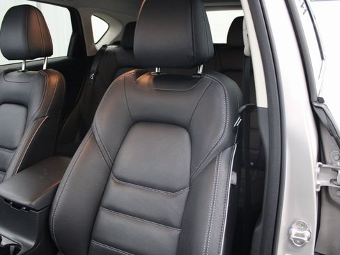 Used 2025 MAZDA CX-5 AWD 2.5 S w/ Preferred Package image 19