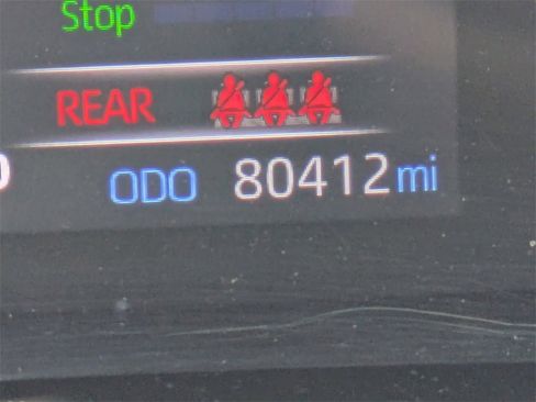 Used 2022 Toyota RAV4 XLE Premium image 32