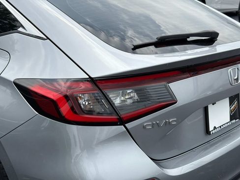 Used 2023 Honda Civic EX-L image 12