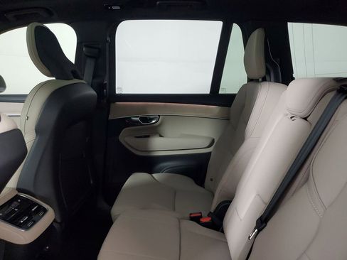 Certified 2026 Volvo XC90 B6 Plus w/ Protection Package Premier AWD/4WD image 14