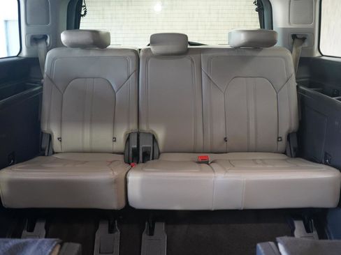 Used 2021 Ford Expedition Limited AWD/4WD image 40