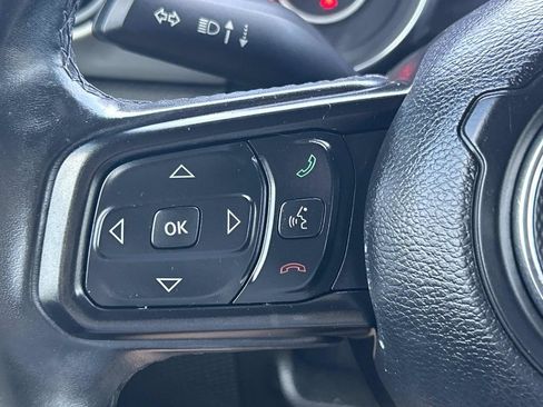 Used 2019 Jeep Wrangler Unlimited Sport S AWD/4WD image 28