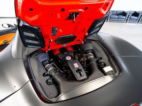 Used 2018 Ferrari 488 Spider RWD image 53
