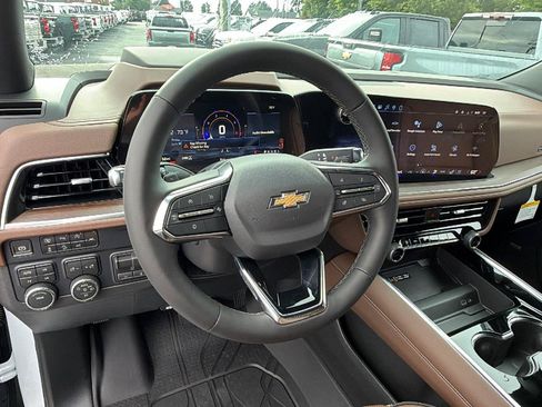 New 2026 Chevrolet Tahoe High Country w/ Sun And Tow Package AWD/4WD image 22