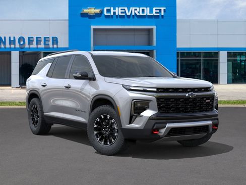 New 2026 Chevrolet Traverse Z71 w/ Driver Confidence Package AWD/4WD image 7